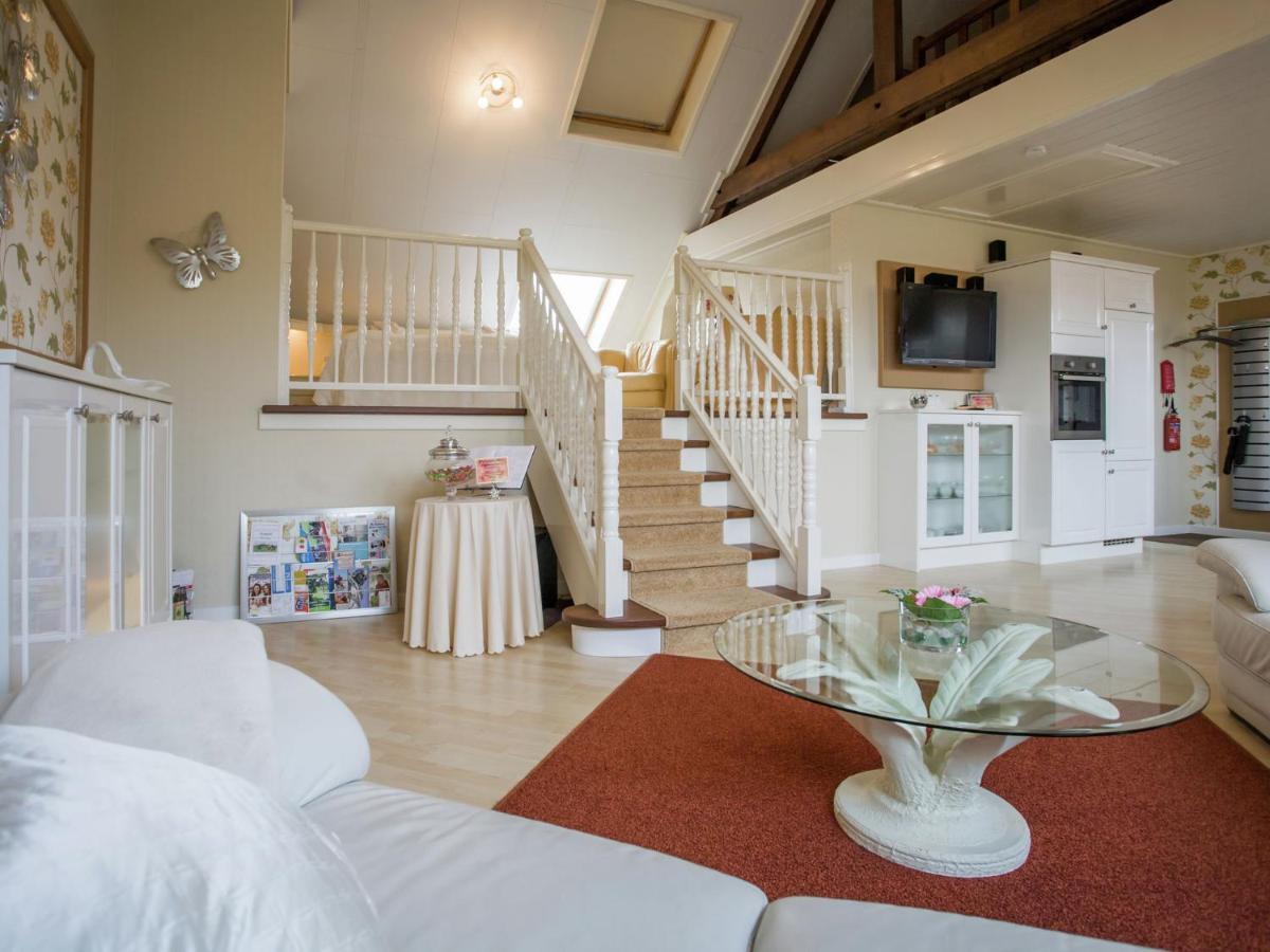 Boutique Apartment In Ritthem With Terrace Εξωτερικό φωτογραφία