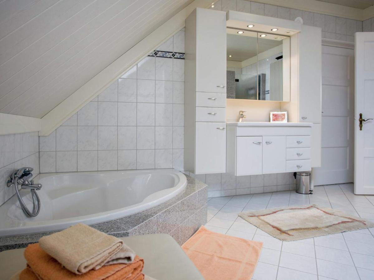 Boutique Apartment In Ritthem With Terrace Εξωτερικό φωτογραφία